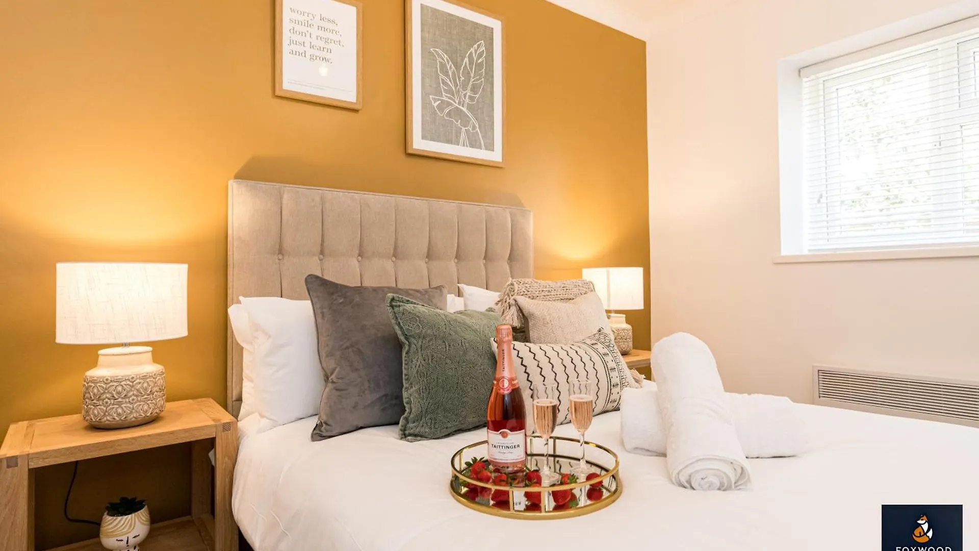 Stylish 2 Bed Apartment In Town Free Parking Bournemouth 0*,